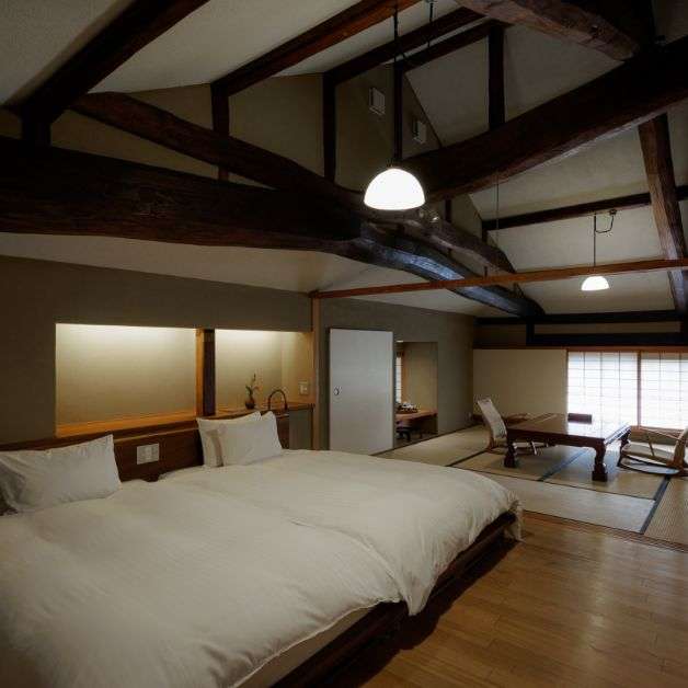 西の間